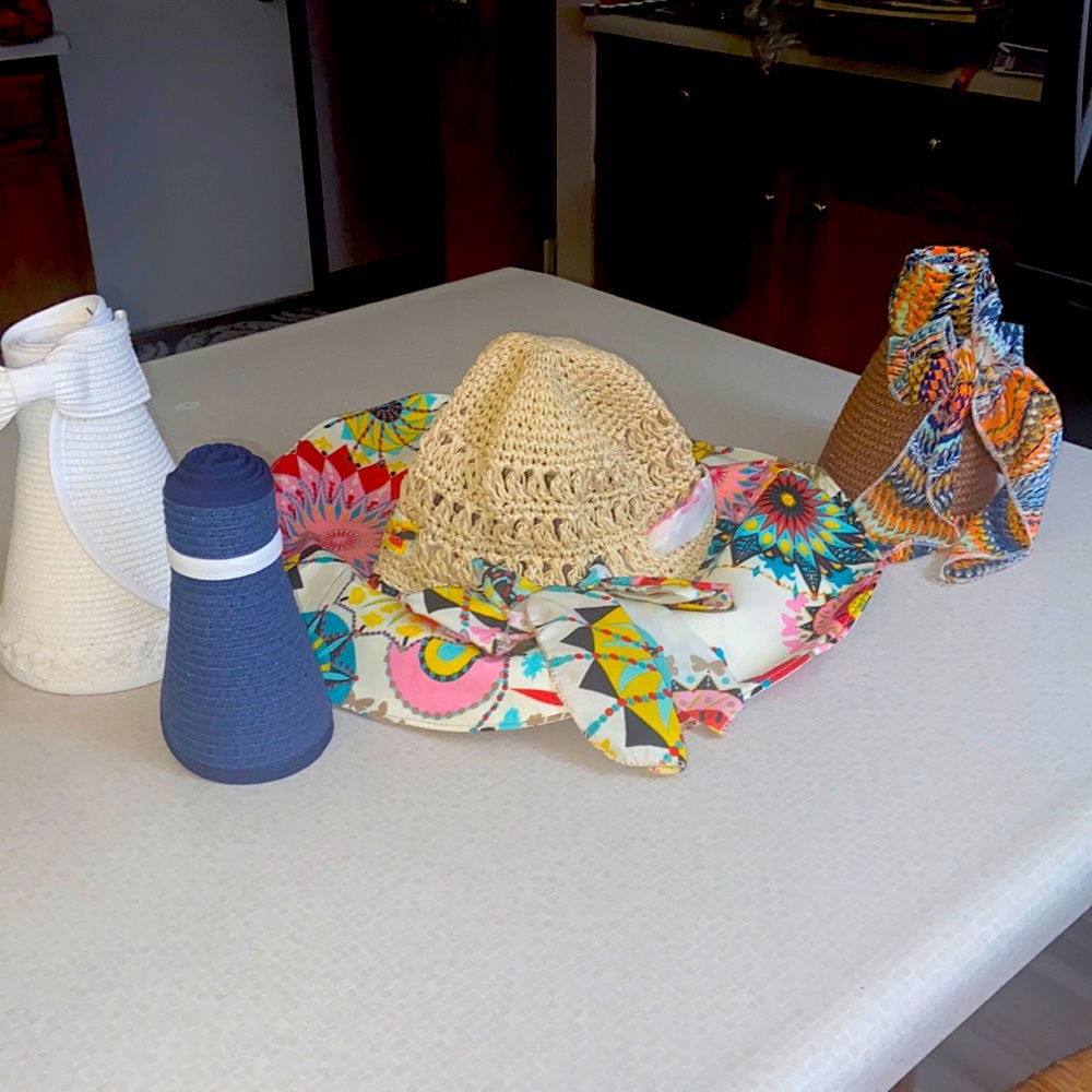 4 sunhats